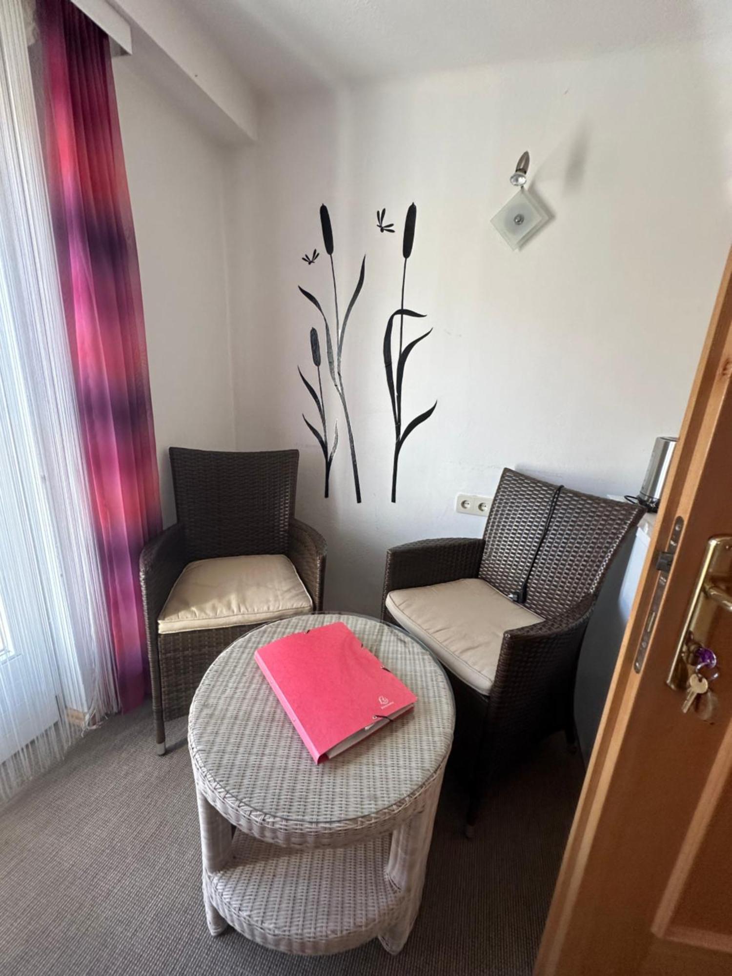 Fruehstueckspension Alpenrose Bed & Breakfast Iselsberg Exterior foto