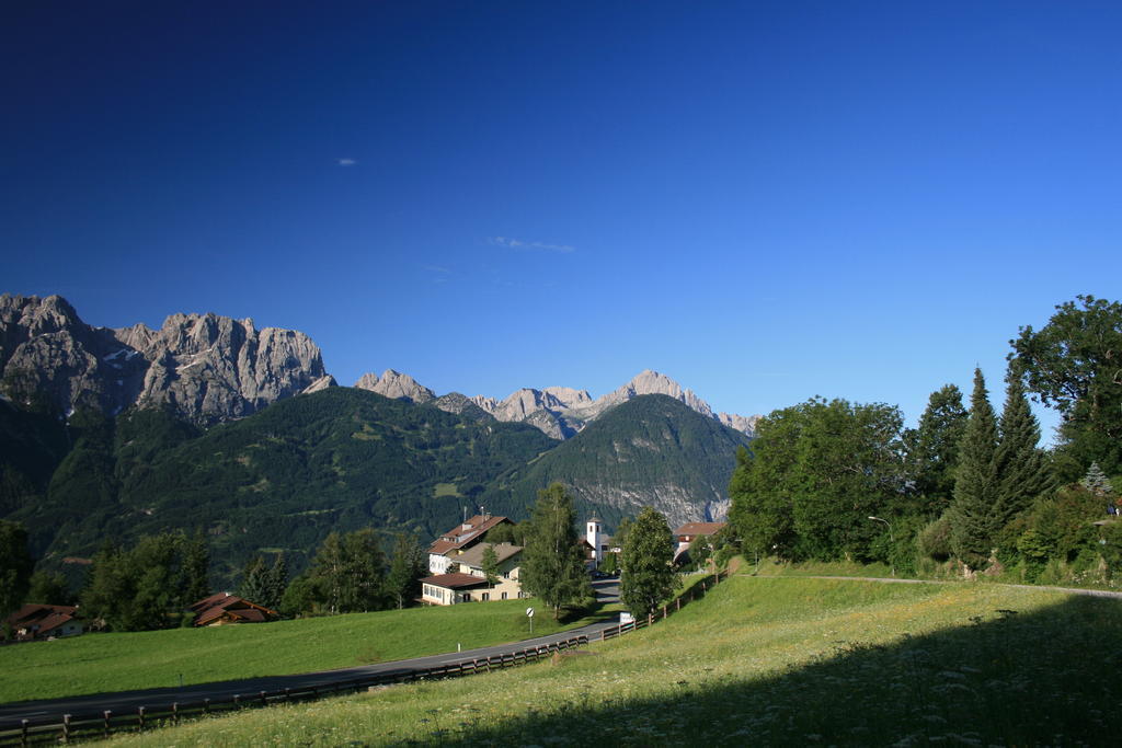 Fruehstueckspension Alpenrose Bed & Breakfast Iselsberg Exterior foto